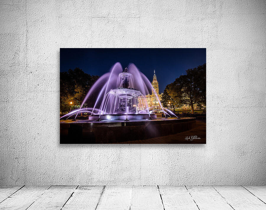 Fontaine De Tourny And National Assembly Of Quebec Canada Wall Preview